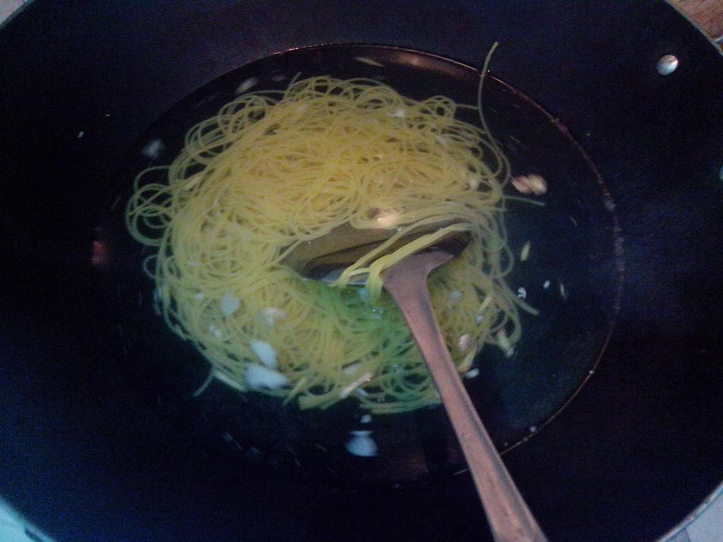 青菜火腿面条步骤8