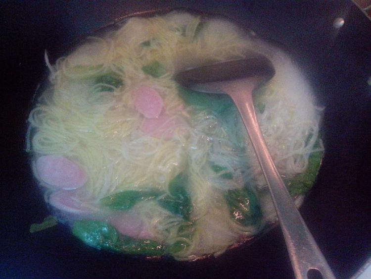 青菜火腿面条步骤11