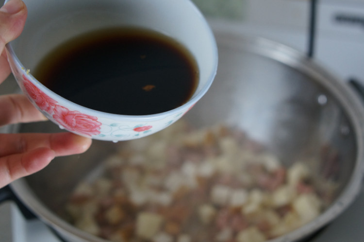 酱香冬笋火腿粒步骤5