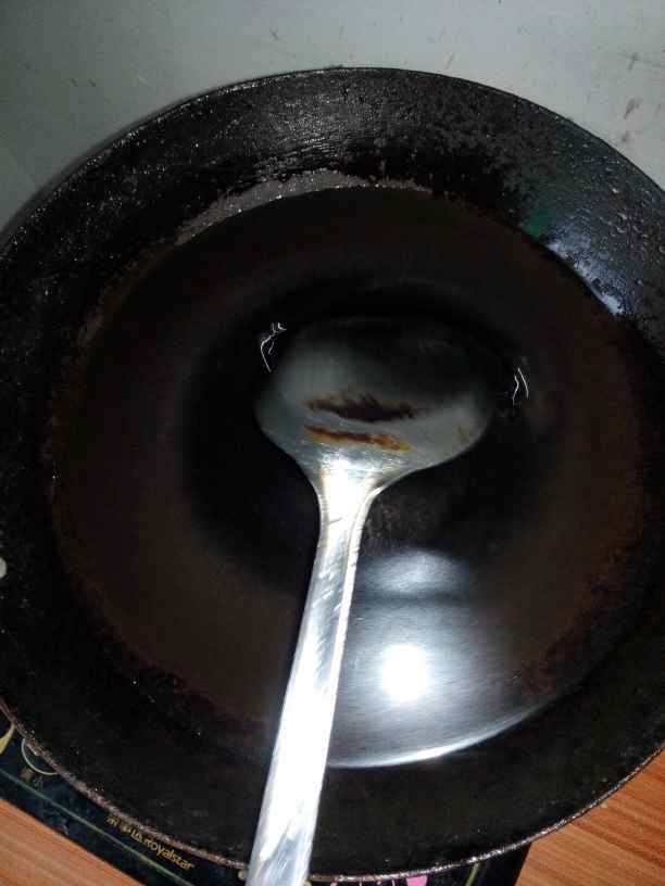 白萝卜火腿炒面步骤1