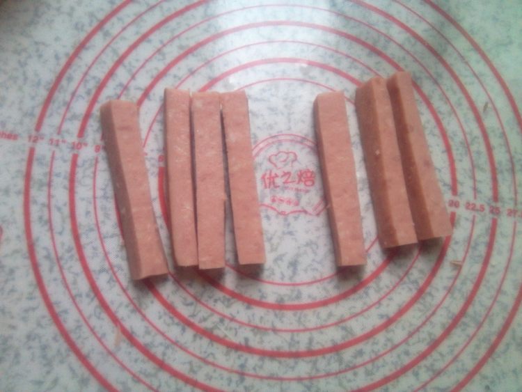 火腿面包卷步骤7