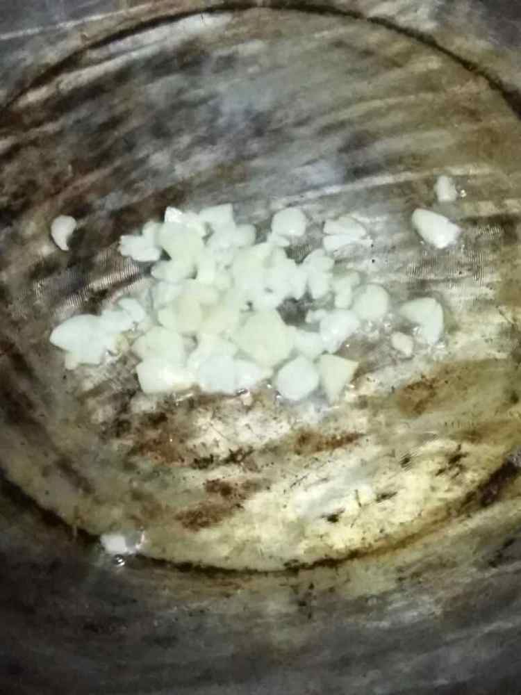 银芽丝瓜火腿丁步骤5