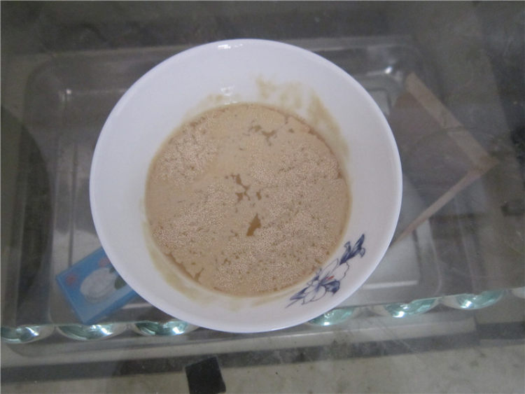 火腿葱香花卷步骤1