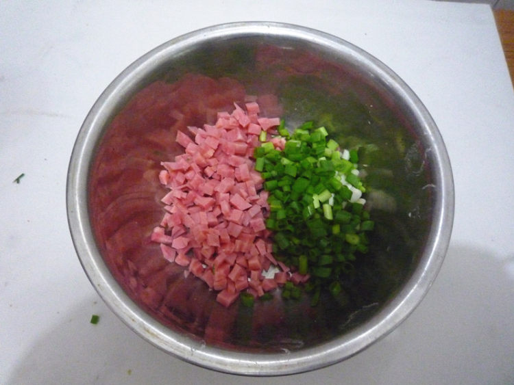 葱香火腿早餐饼步骤4