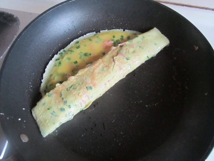 韭菜火腿鸡蛋饼步骤7