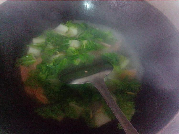青菜火腿汤步骤9
