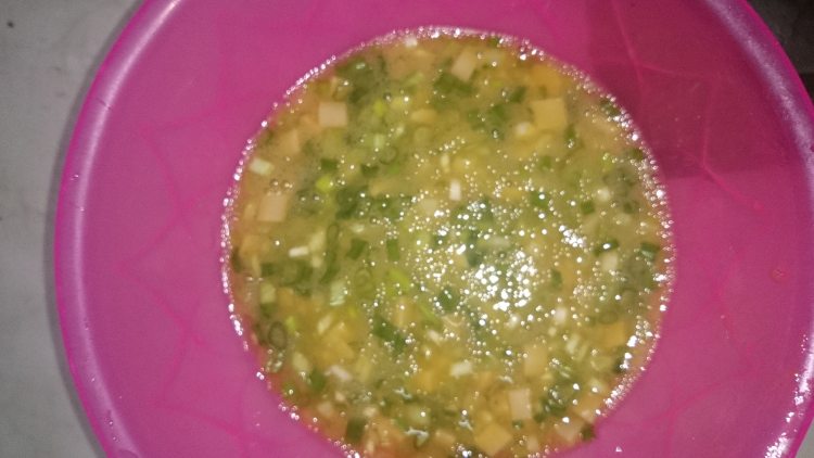 葱花火腿鸡蛋卷步骤5