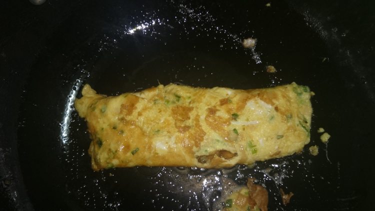 葱花火腿鸡蛋卷步骤8
