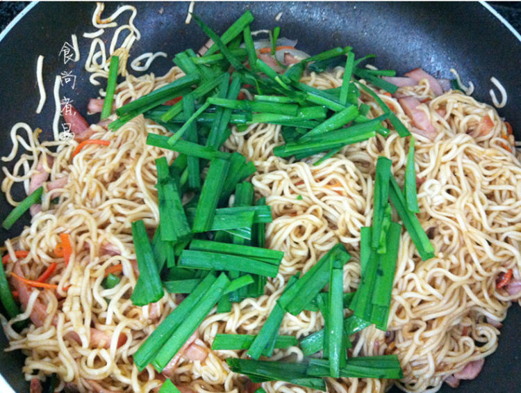 豉油王三丝炒面步骤8