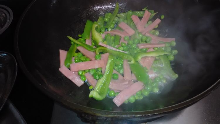 豌豆火腿披萨步骤5