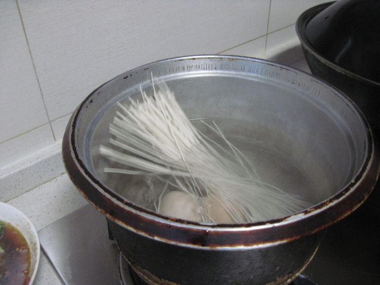 芽白鸡蛋火腿面步骤7