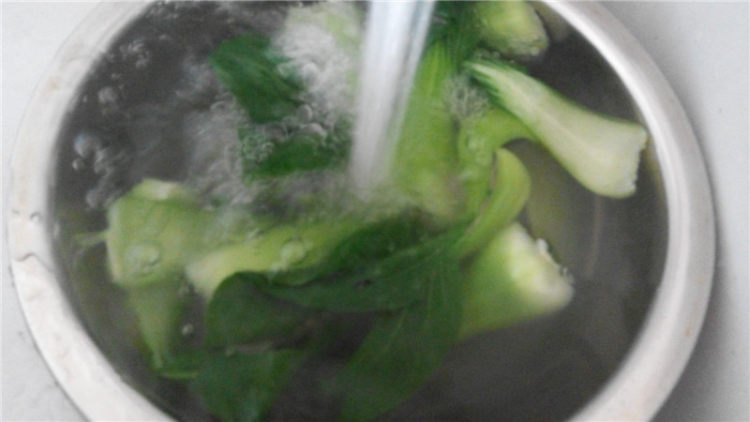 油菜炒火腿步骤6