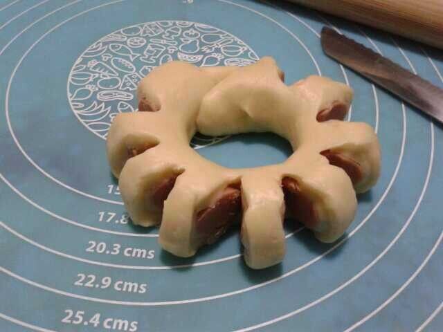 火腿花环面包步骤10