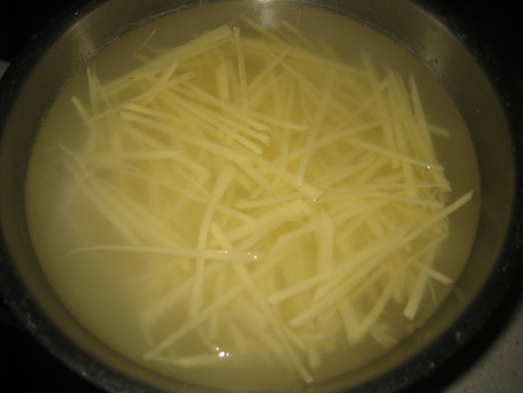 火腿土豆丝步骤2