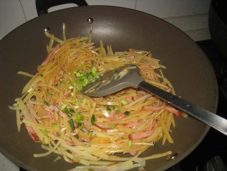火腿土豆丝步骤10