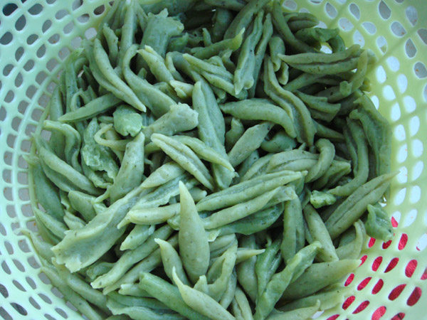 菠菜火腿剪刀面步骤5