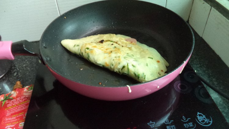 麻辣白菜火腿饼步骤15