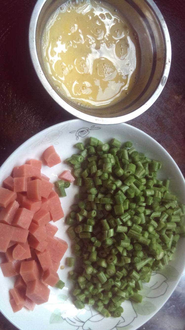 豆角火腿炒蛋步骤4