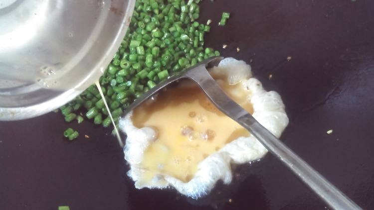 豆角火腿炒蛋步骤5