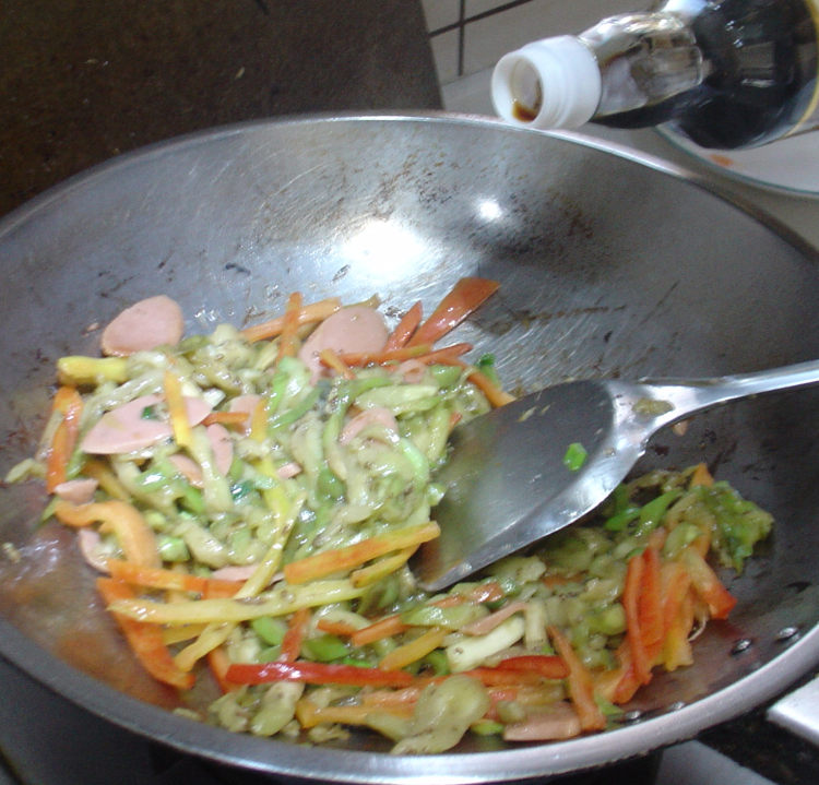 茄子炒火腿步骤12