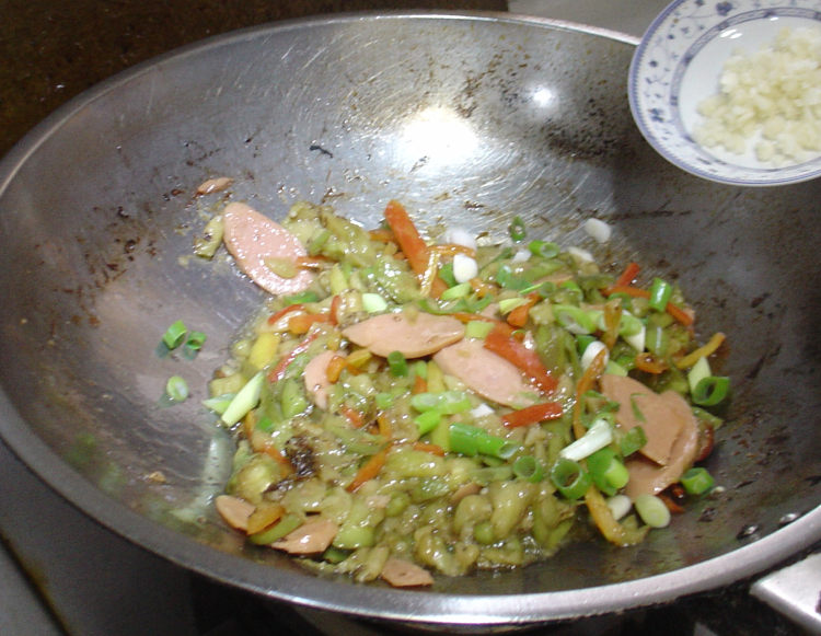 茄子炒火腿步骤14