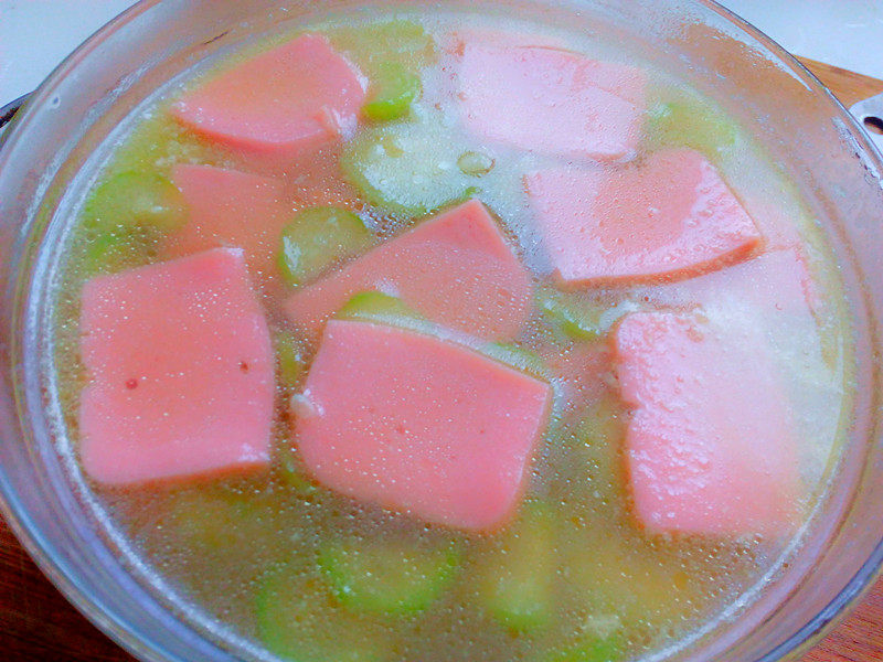 丝瓜火腿汤步骤10