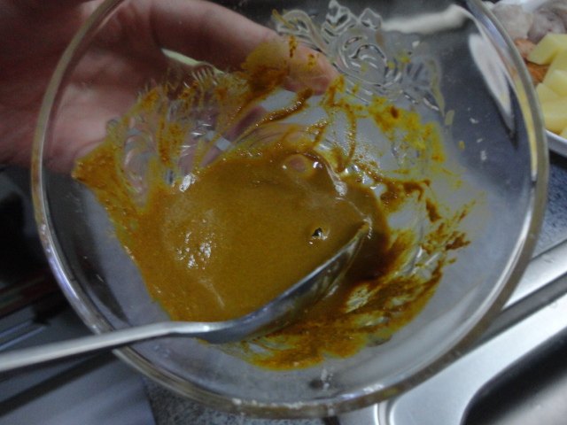 土豆火腿咖喱饭步骤3