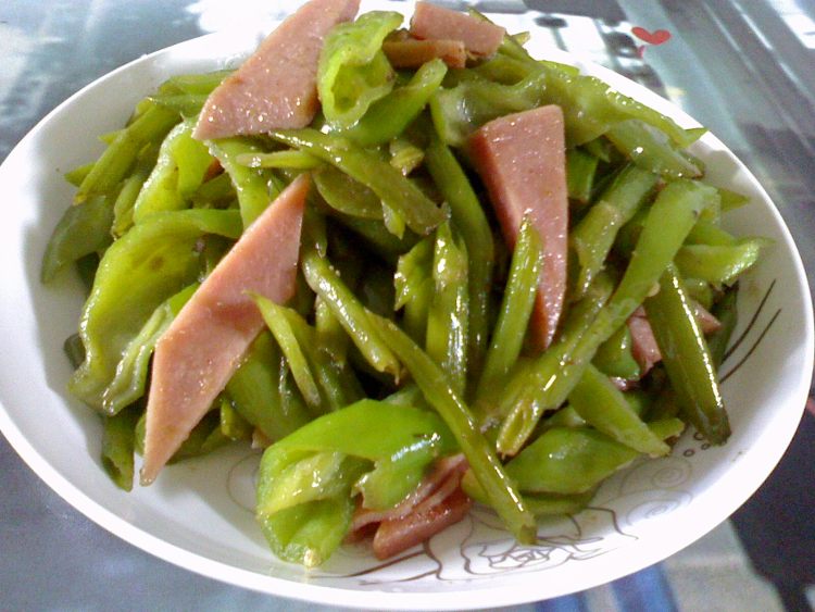 青椒炒通菜梗步骤9