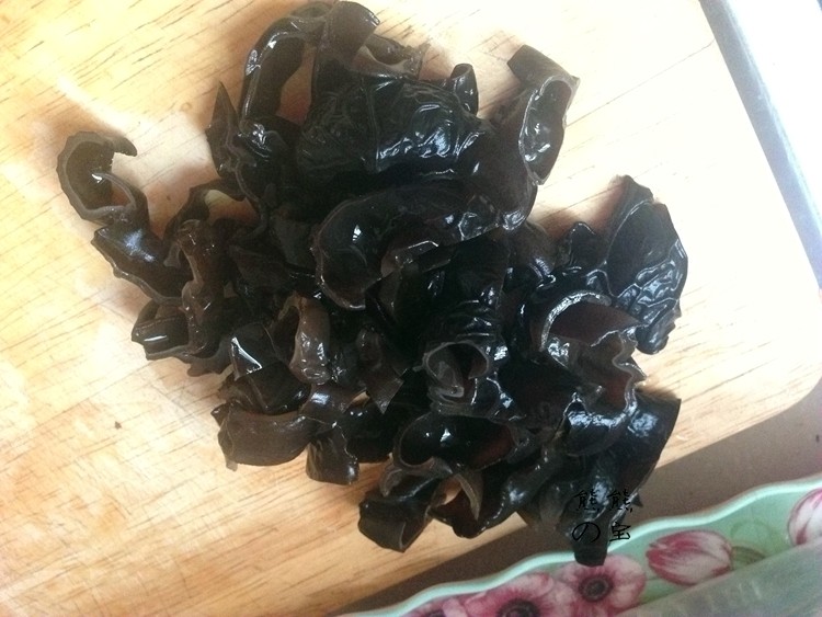 火腿蒜薹步骤3