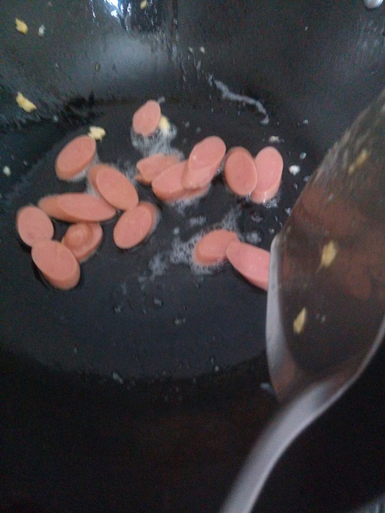 火腿鸡蛋炒荷粉步骤5