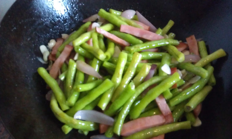 火腿猪仔豆步骤10