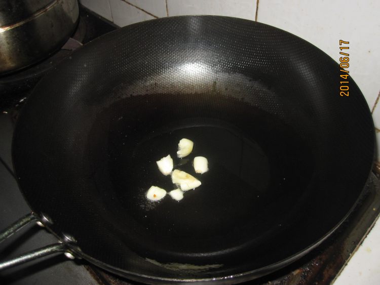 土豆丝炒香辣火腿步骤5