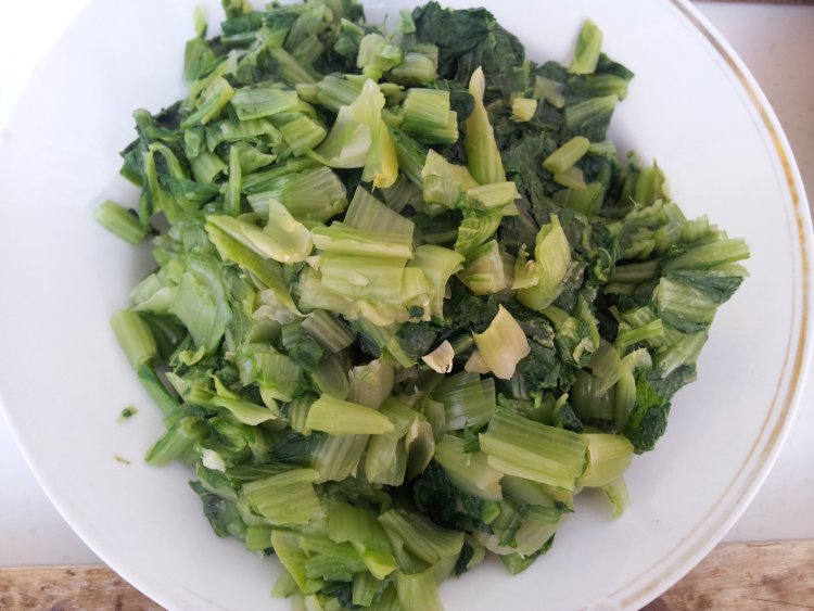 小白菜炒火腿步骤1