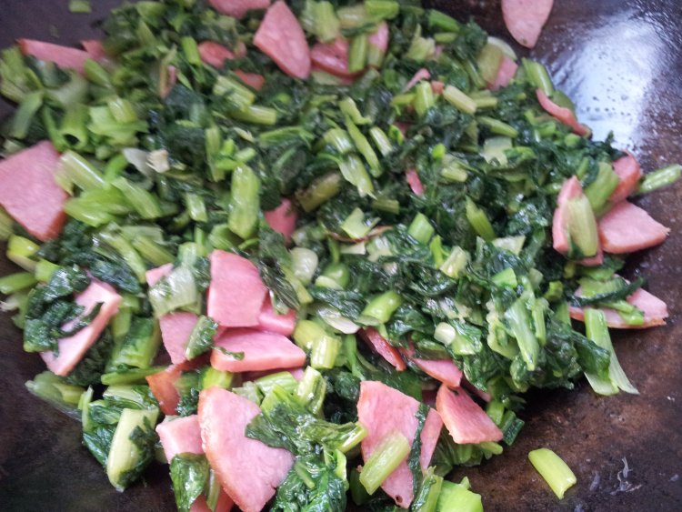 小白菜炒火腿步骤10