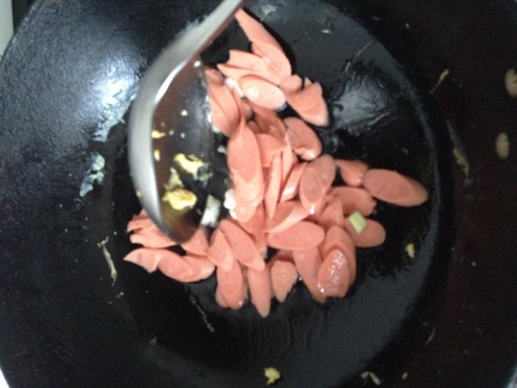 鸡蛋炒火腿步骤10