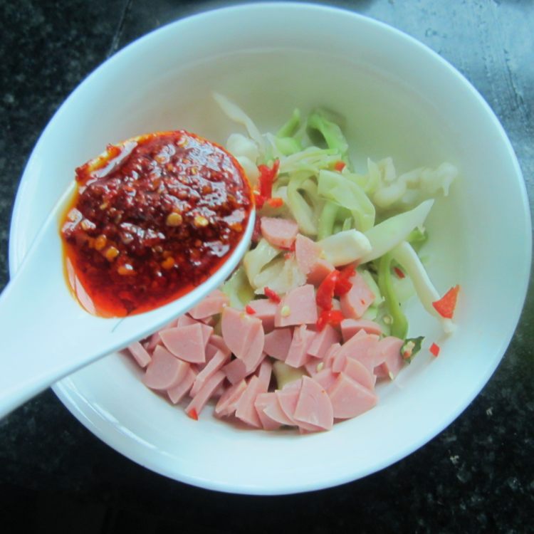 凉拌火腿榨菜丝步骤7