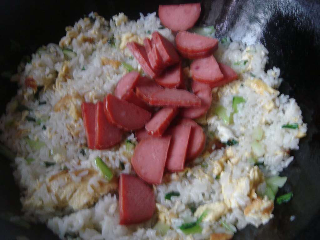 火腿炒饭步骤5