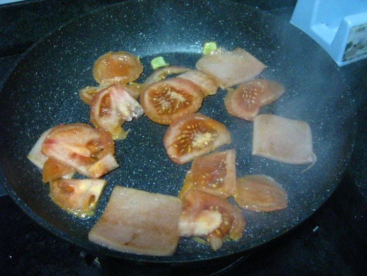 西红柿时蔬烫饭步骤6
