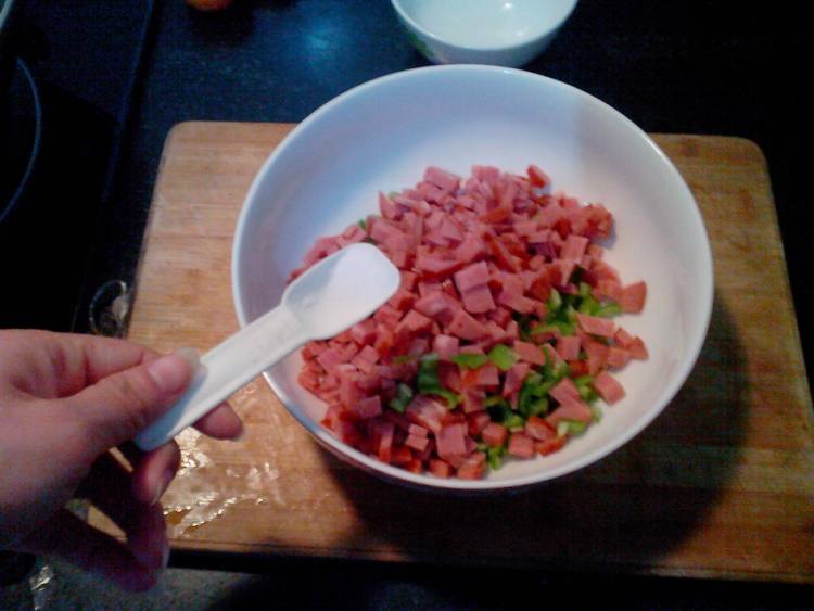 尖椒火腿馅饼步骤8