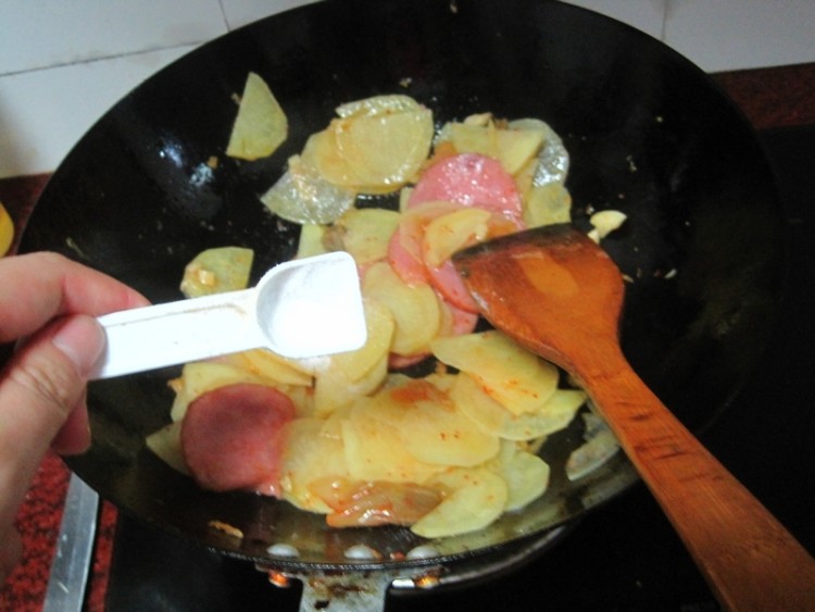 辣白菜炒土豆片步骤8
