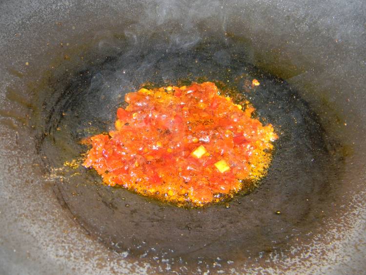 芹菜叶火腿辣酱步骤6
