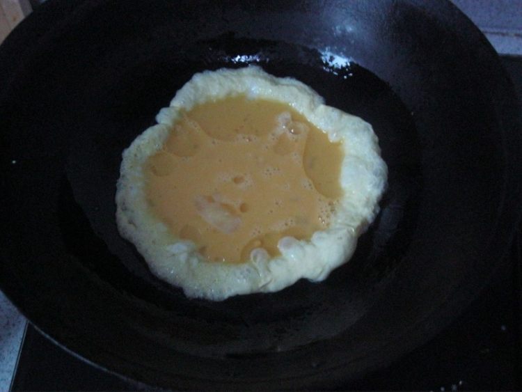 火腿胡萝卜蛋炒饭步骤4