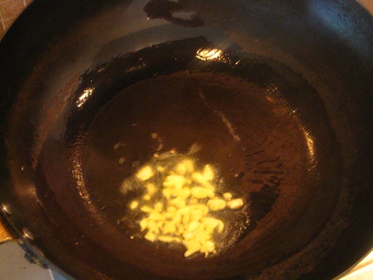 火腿炒土豆片步骤5