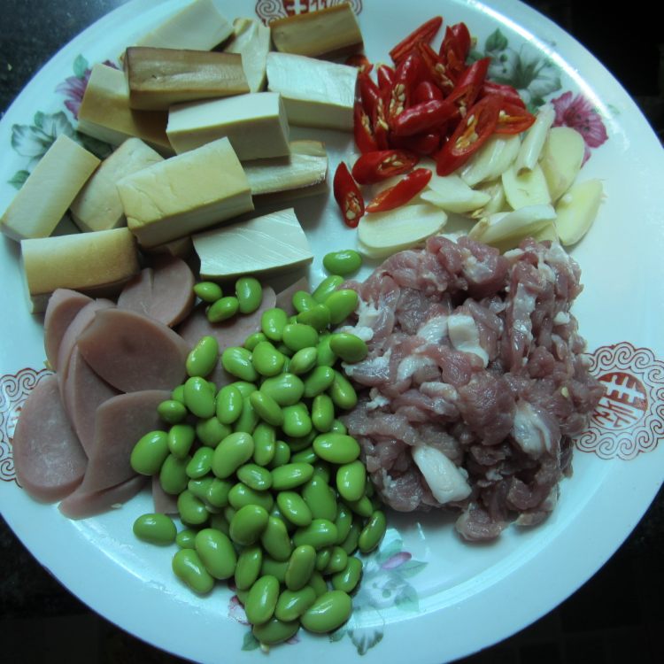 黄豆火腿豆腐混炒步骤2