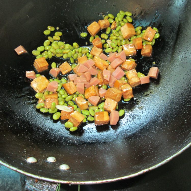 黄豆火腿豆腐丁步骤8