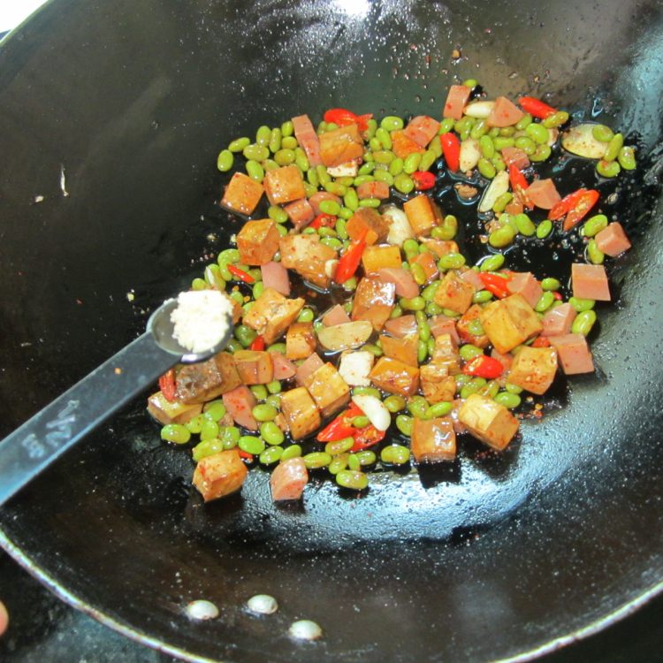 黄豆火腿豆腐丁步骤11