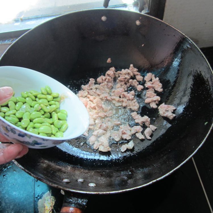 黄豆火腿炒瘦肉步骤4