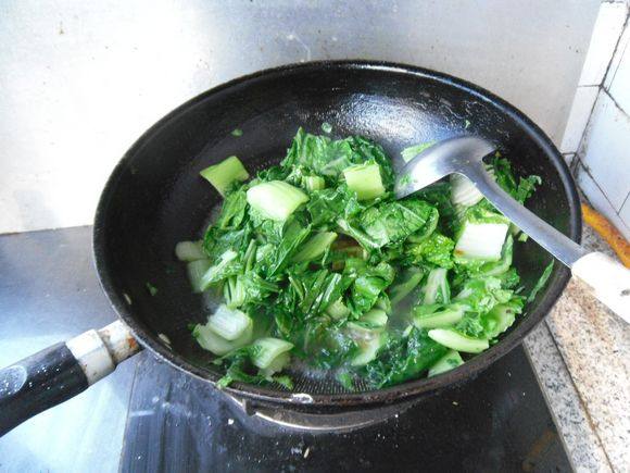 火腿烧青菜步骤5
