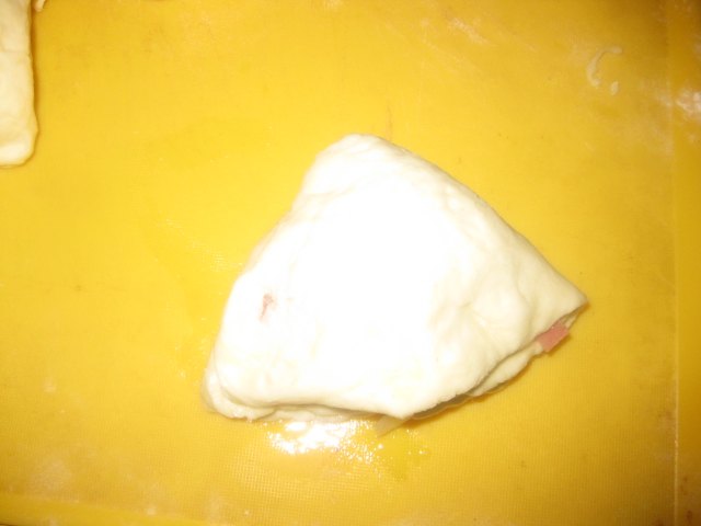 火腿香葱小花卷步骤11