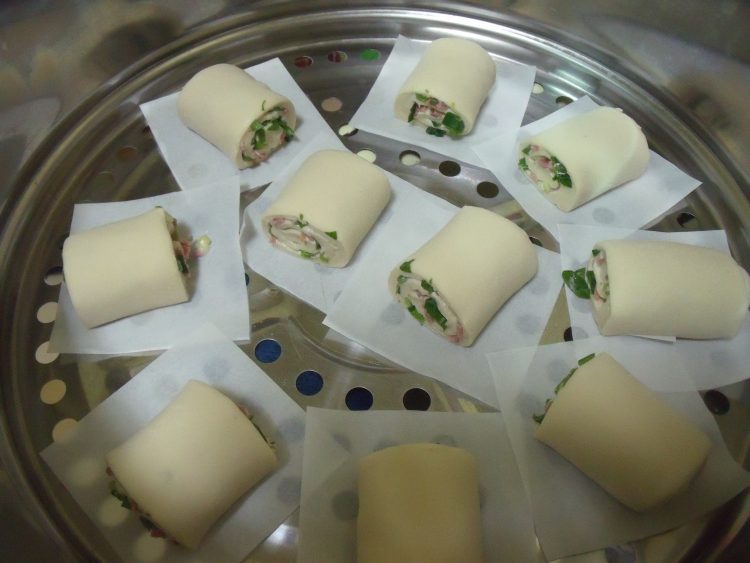 火腿葱花馒头步骤8